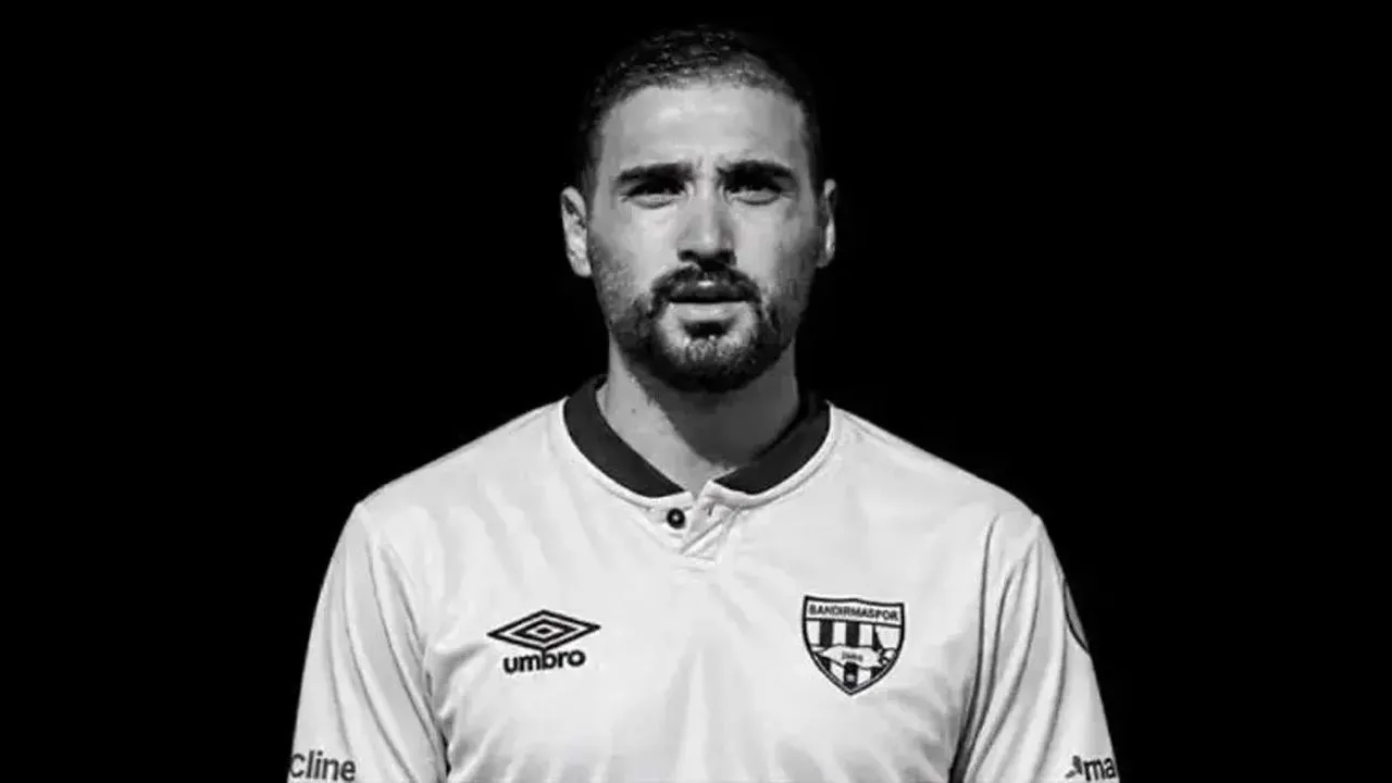 Bandırmasporlu futbolcu Tolga Kalender hayatını kaybetti